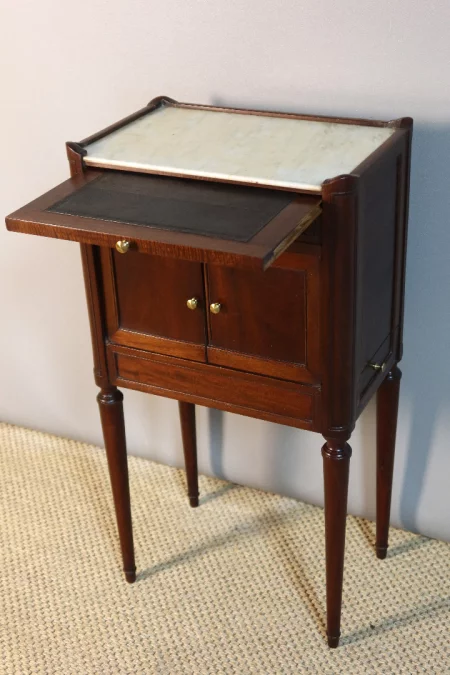 MESA OCASIONAL ESTILO LUIS XVI