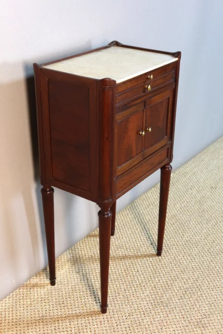 MESA OCASIONAL ESTILO LUIS XVI