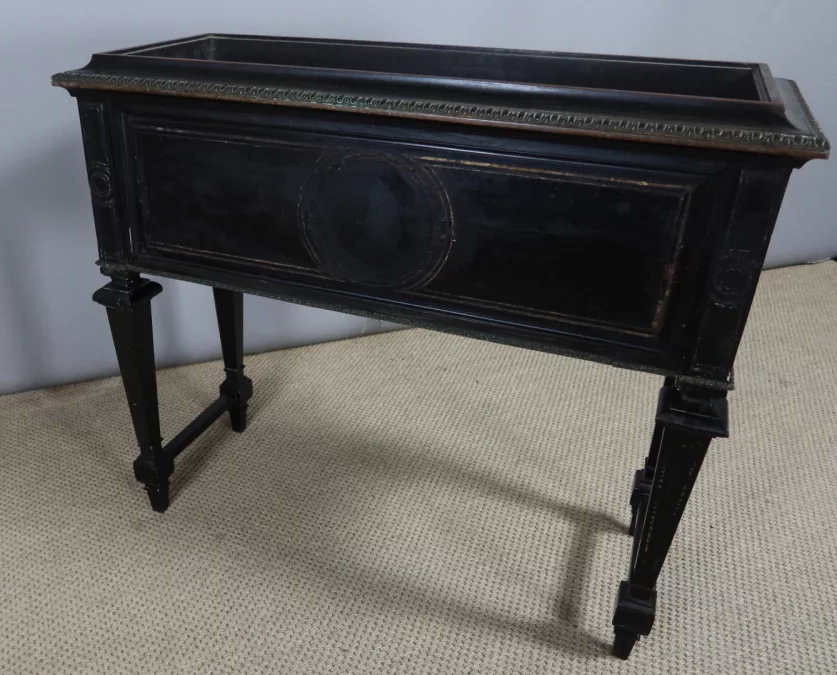 JARDINERA DEL SIGLO XIX