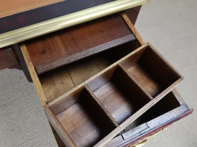 ESCRITORIO ESTILO LUIS XV