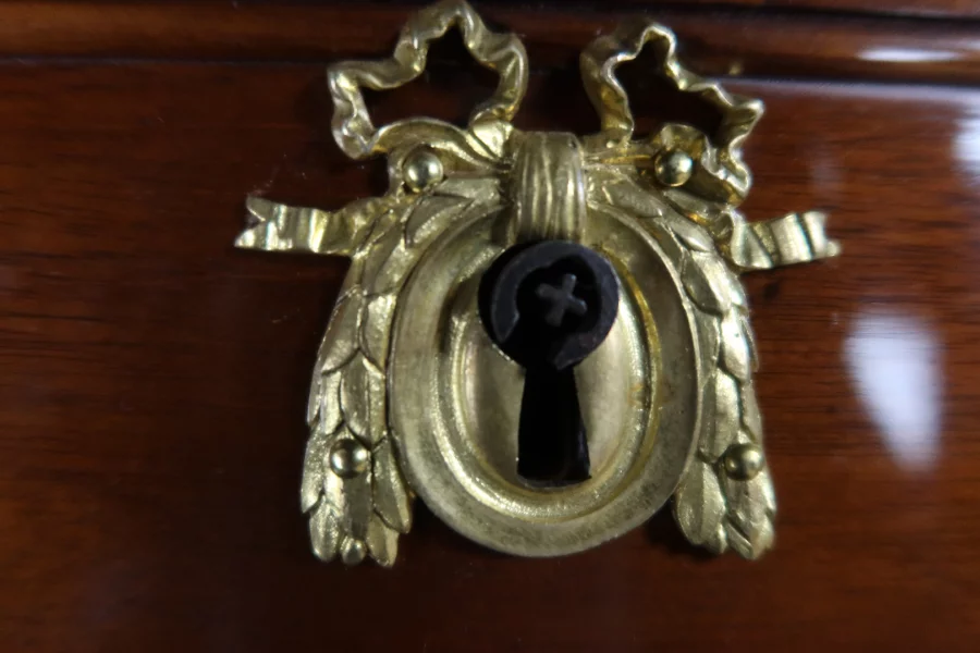 SECRETARIO DEL PERIODO DE LUIS XVI