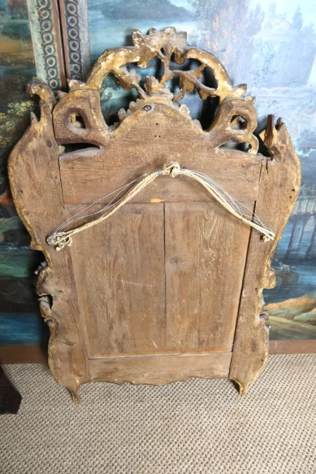 ESPEJO DEL SIGLO XVIII