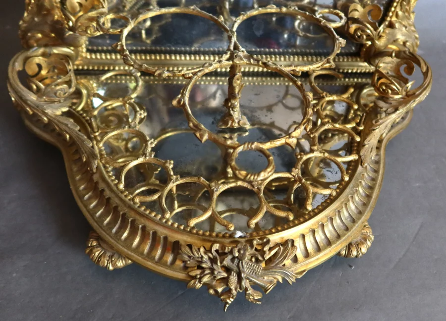 CAJA DECANTADORA DEL PERIODO DE NAPOLEÓN III