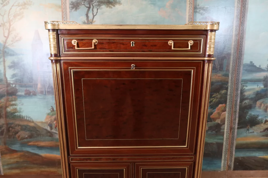 SECRETARIO DEL PERIODO DE LUIS XVI