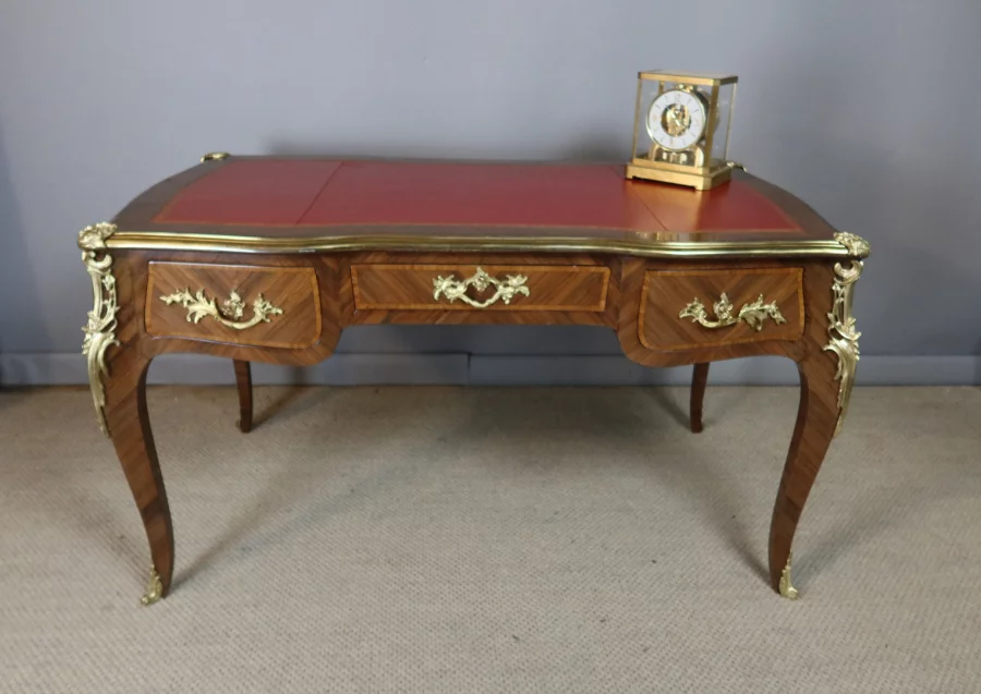 ESCRITORIO ESTILO LUIS XV