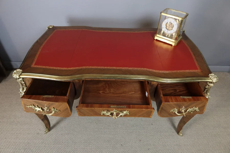 ESCRITORIO ESTILO LUIS XV