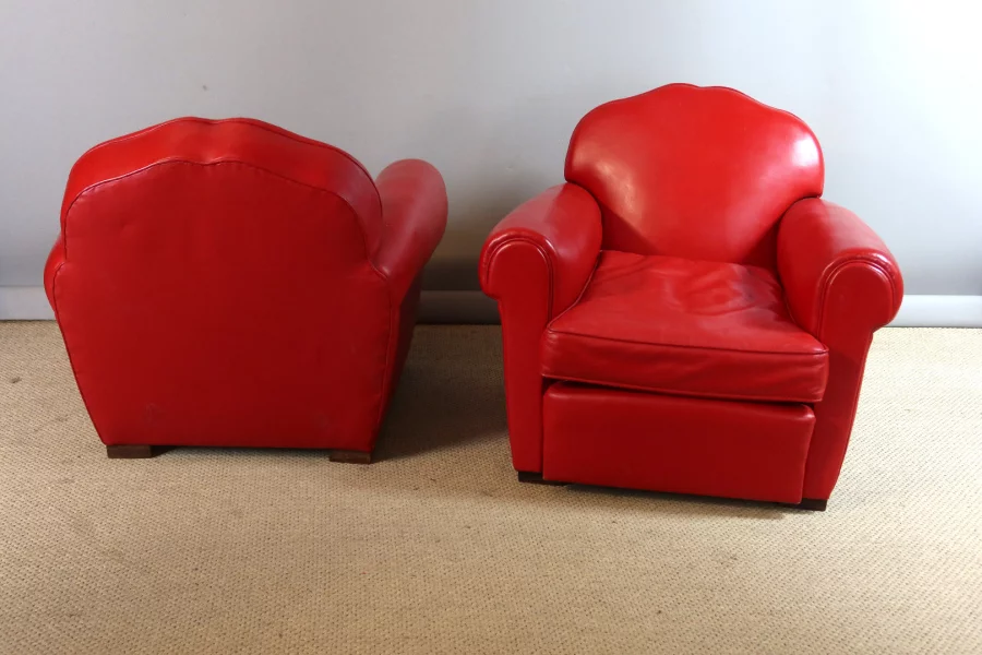 PAR DE SILLONES DE CUERO