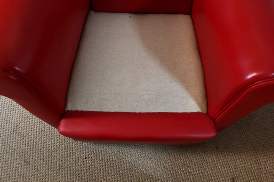 PAR DE SILLONES DE CUERO