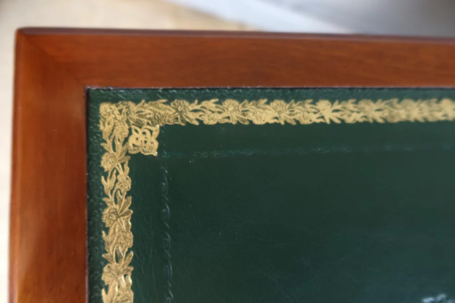 ESCRITORIO ESTILO LUIS XVI