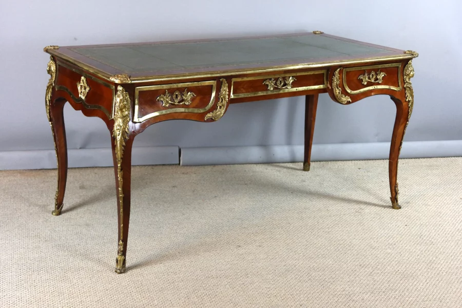 ESCRITORIO ESTILO LUIS XV