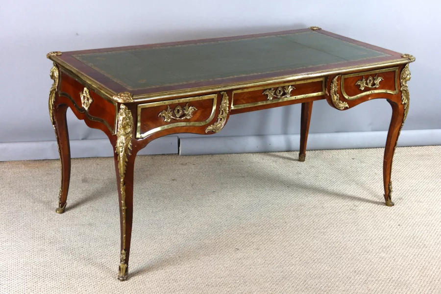 ESCRITORIO ESTILO LUIS XV