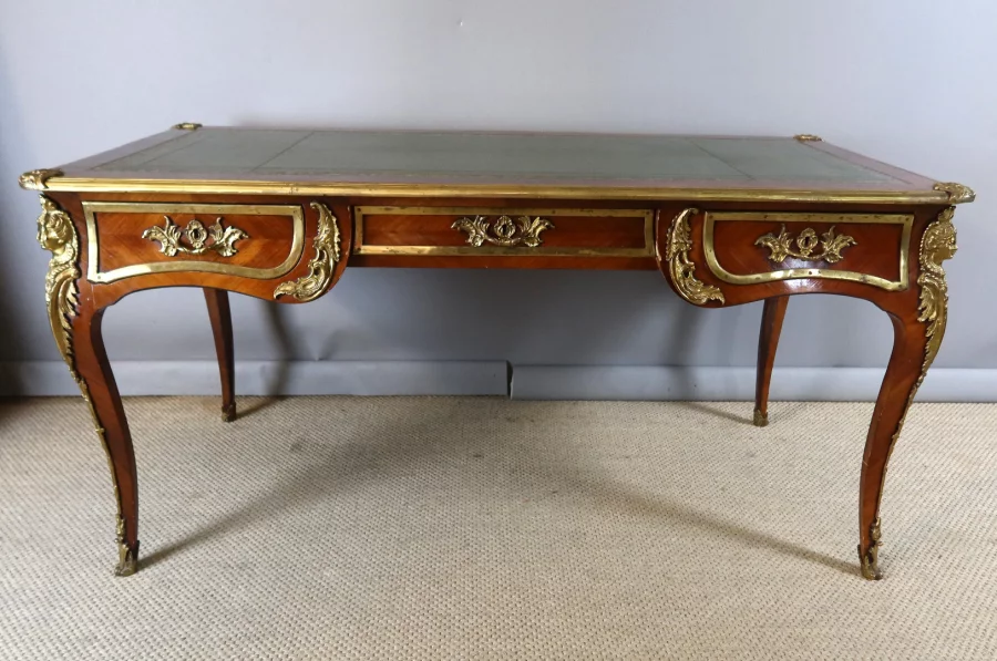 ESCRITORIO ESTILO LUIS XV