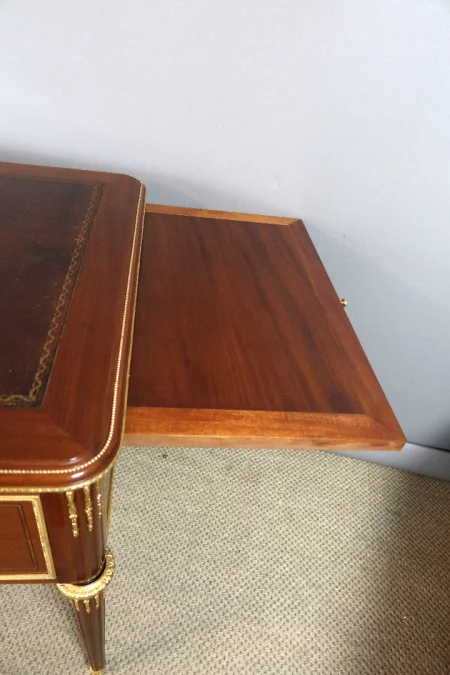 ESCRITORIO ESTILO LUIS XVI