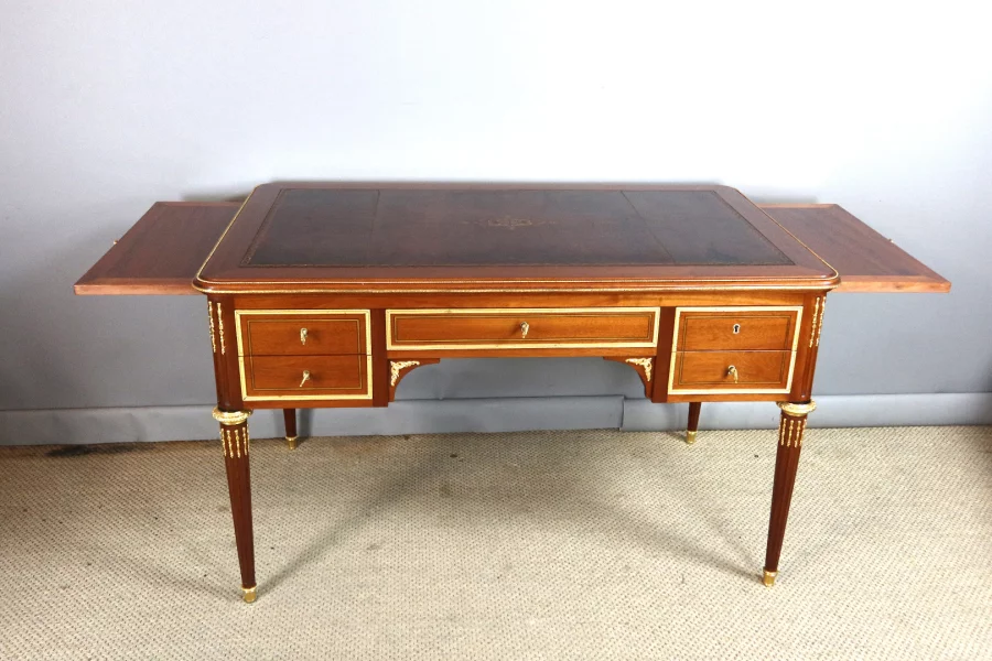 ESCRITORIO ESTILO LUIS XVI