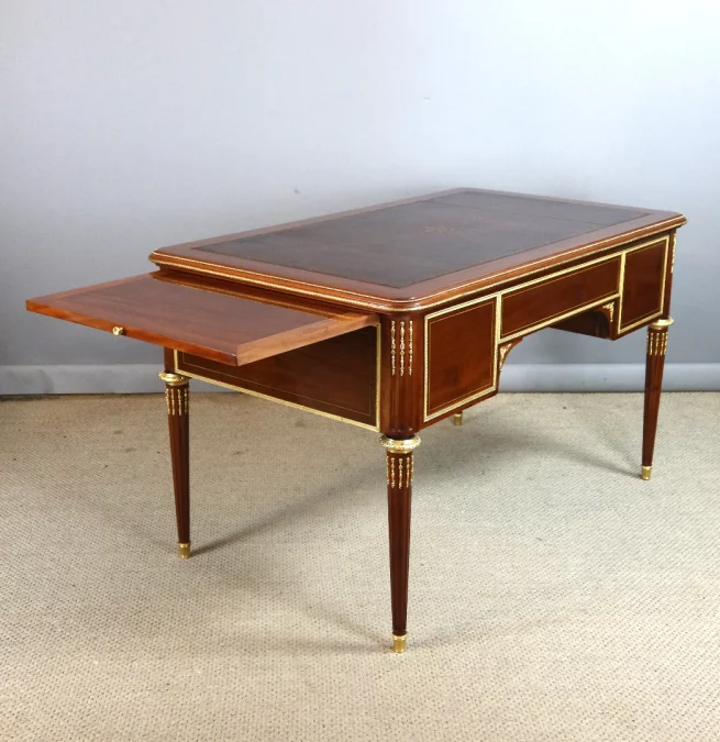 ESCRITORIO ESTILO LUIS XVI