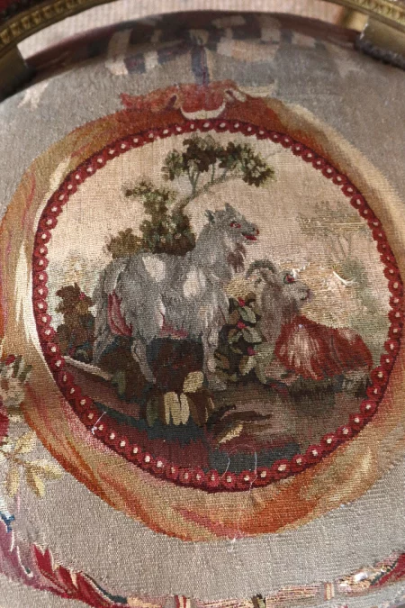 PAREJA DE SILLONES ESTILO LUIS XVI