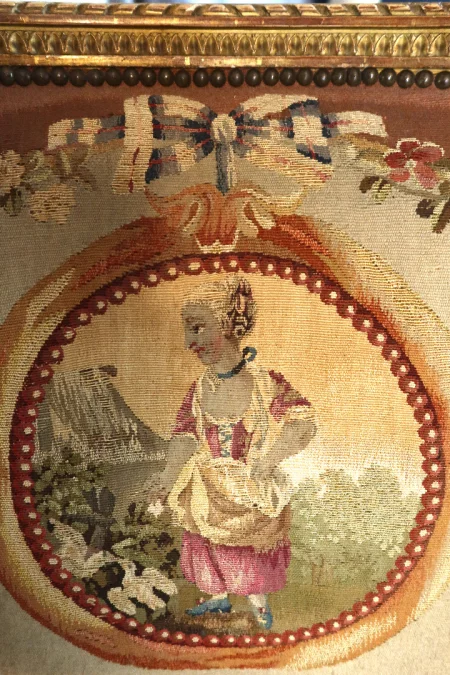 PAREJA DE SILLONES ESTILO LUIS XVI