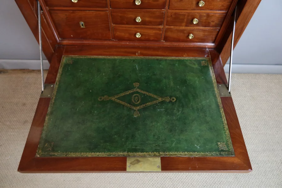 SECRETARIO DE CARTONNIER