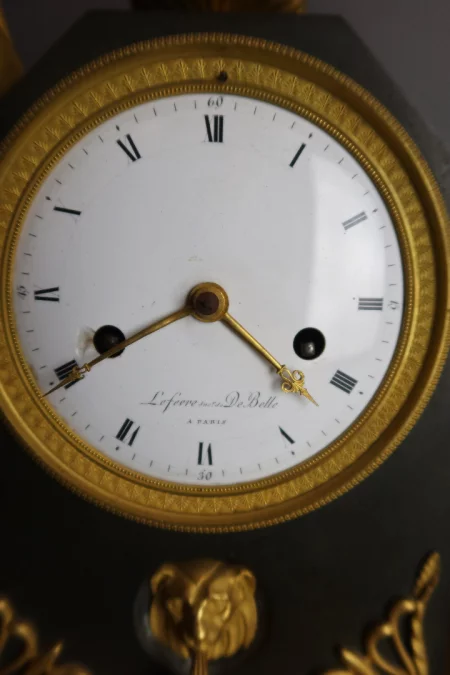 RELOJ DE BRONCE DORADO