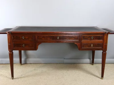 ESCRITORIO ESTILO LUIS XVI