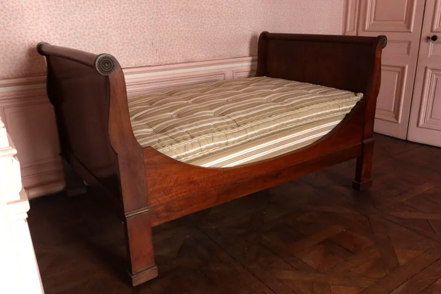 CAMA DEL SIGLO XIX