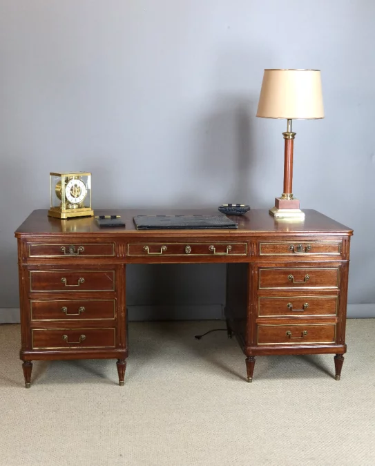 ESCRITORIO ESTILO LUIS XVI