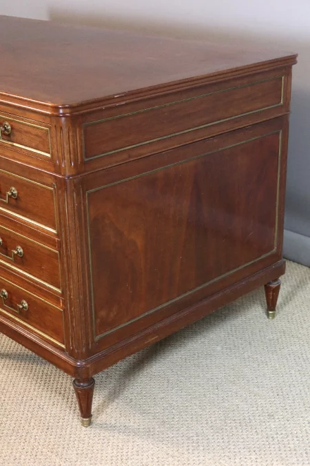 ESCRITORIO ESTILO LUIS XVI