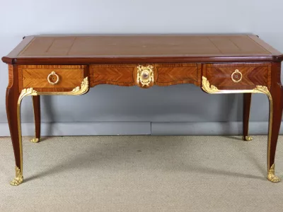 ESCRITORIO ESTILO LUIS XV
