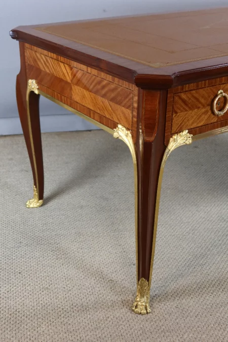 ESCRITORIO ESTILO LUIS XV