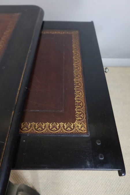 ESCRITORIO ESTILO LUIS XV