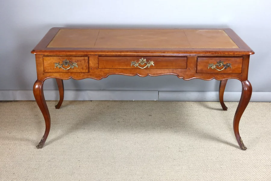 ESCRITORIO ESTILO LUIS XV