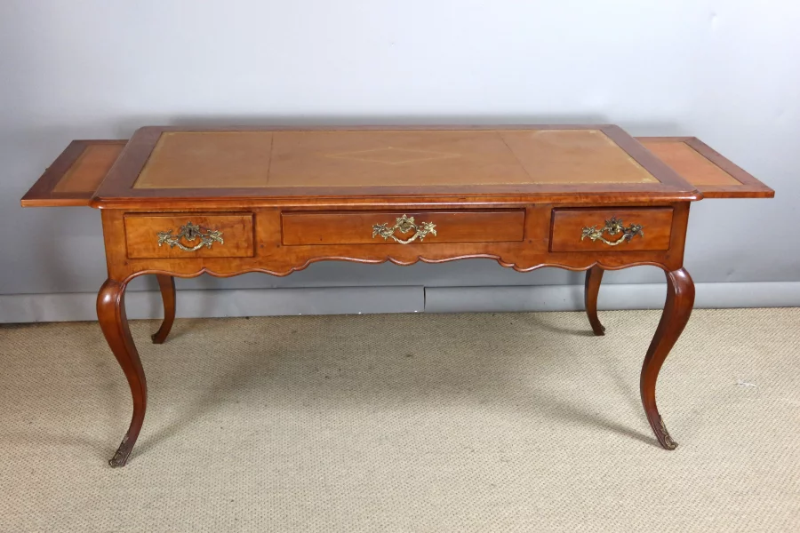 ESCRITORIO ESTILO LUIS XV