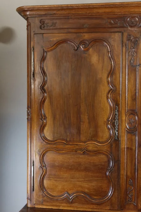 BUFFET FRANCÉS DEL SIGLO XVIII