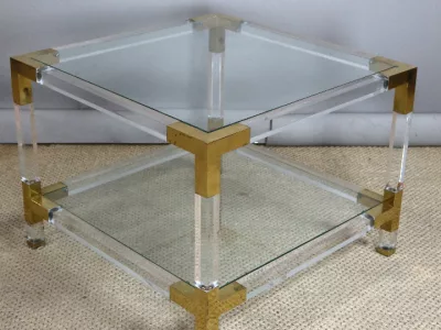 MESA AUXILIAR DE PLEXIGLÁS
