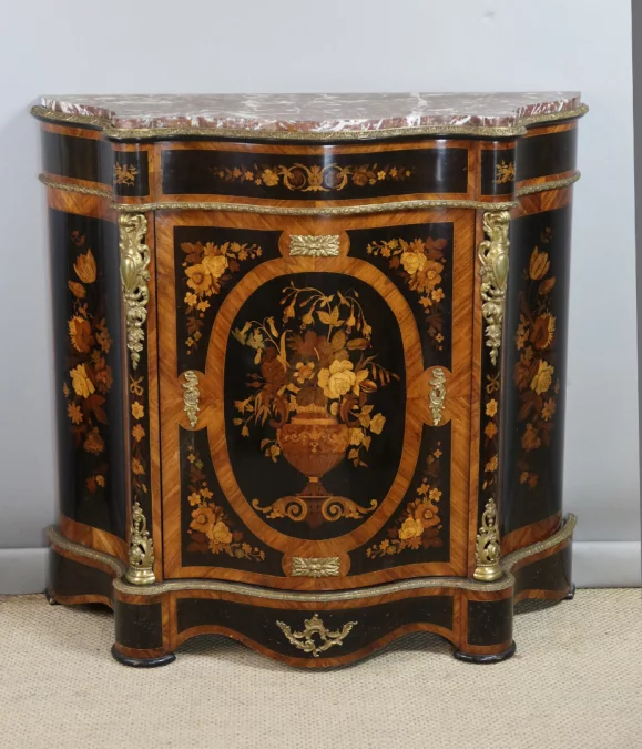 BUFÉ DEL PERÍODO DE NAPOLEÓN III