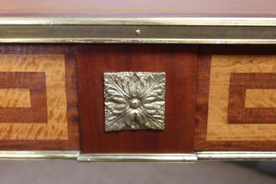 ESCRITORIO ESTILO DIRECTORIO FRANCÉS