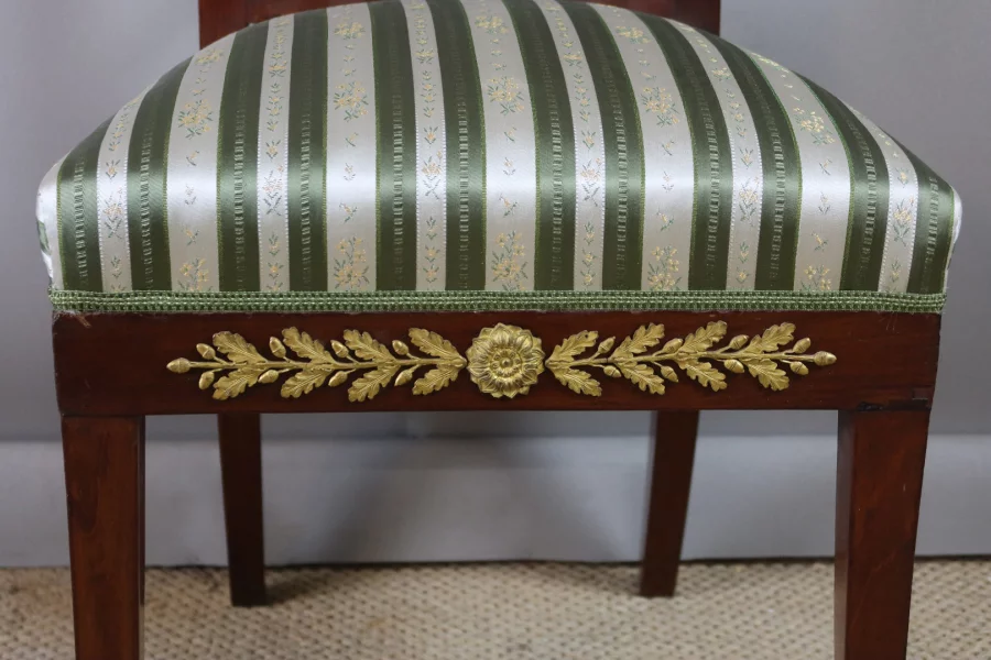 PAR DE SILLAS ESTILO IMPERIO FRANCÉS