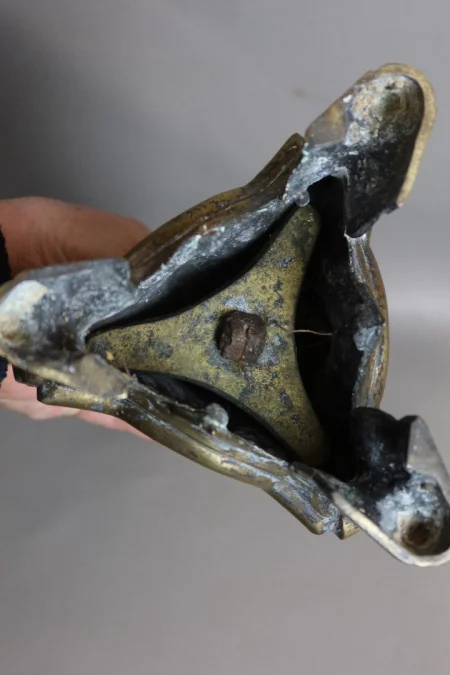 PAR DE CANDELEROS DEL SIGLO XVII