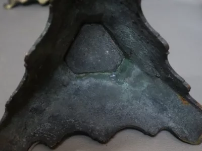 PAR DE CANDELEROS DEL SIGLO XVII