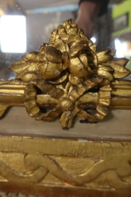 LATE EIGHTEENTH CENTURY MIRROR