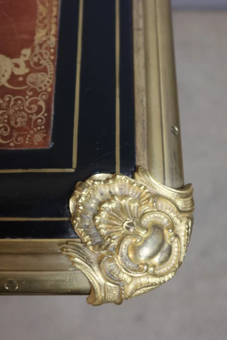 ESCRITORIO ESTILO LUIS XV