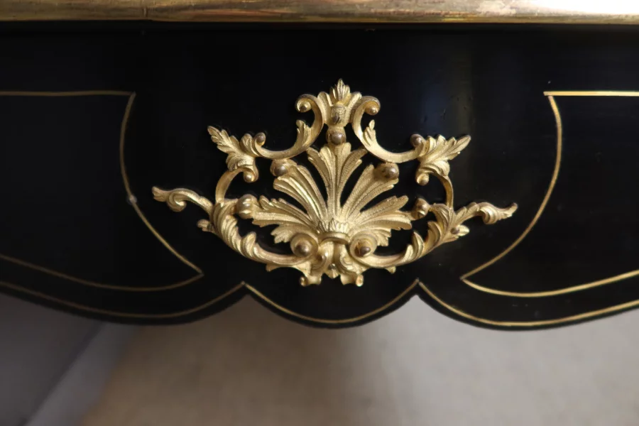 ESCRITORIO ESTILO LUIS XV