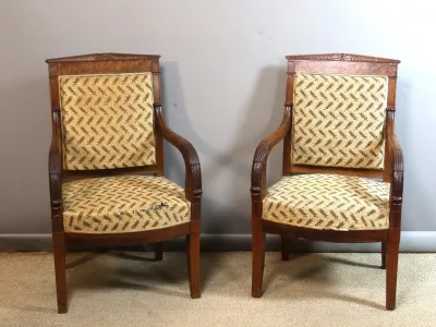 PAR DE SILLONES DE LA ÉPOCA DEL IMPERIO FRANCÉS