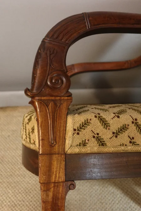 PAR DE SILLONES DE LA ÉPOCA DEL IMPERIO FRANCÉS