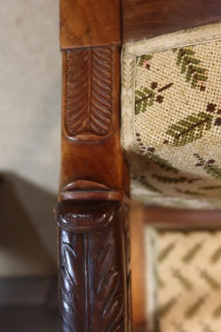 PAR DE SILLONES DE LA ÉPOCA DEL IMPERIO FRANCÉS