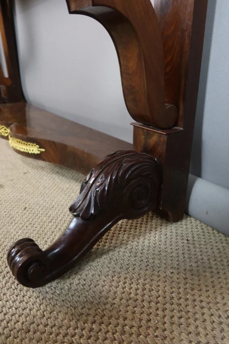 MESA DE CONSOLA DE LA ÉPOCA DE LA RESTAURACIÓN FRANCESA