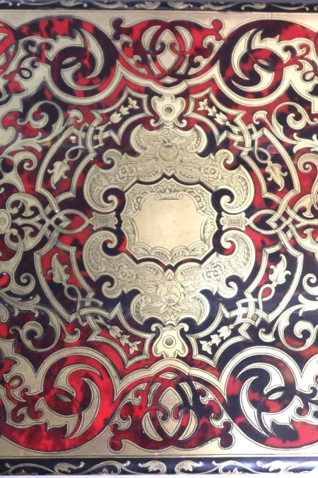 CAJA EN MARQUETERÍA BOULLE