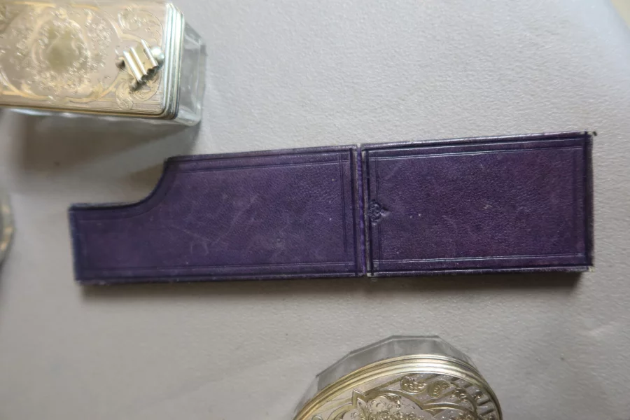 CAJA EN MARQUETERÍA BOULLE