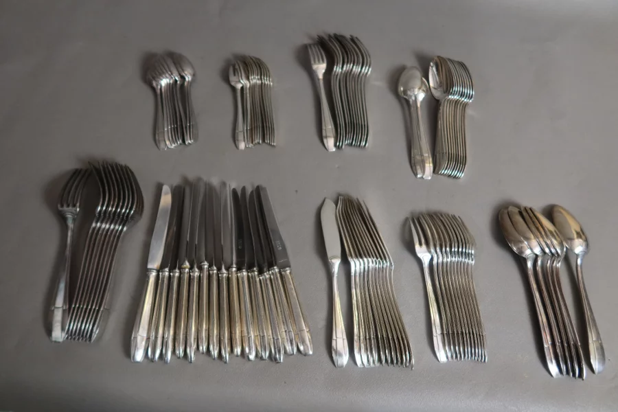 CUBIERTOS ESTILO ART DECO