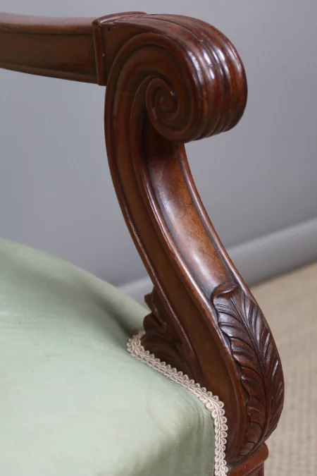 SUITE DE SALÓN DE ÉPOCA DE RESTAURACIÓN FRANCESA